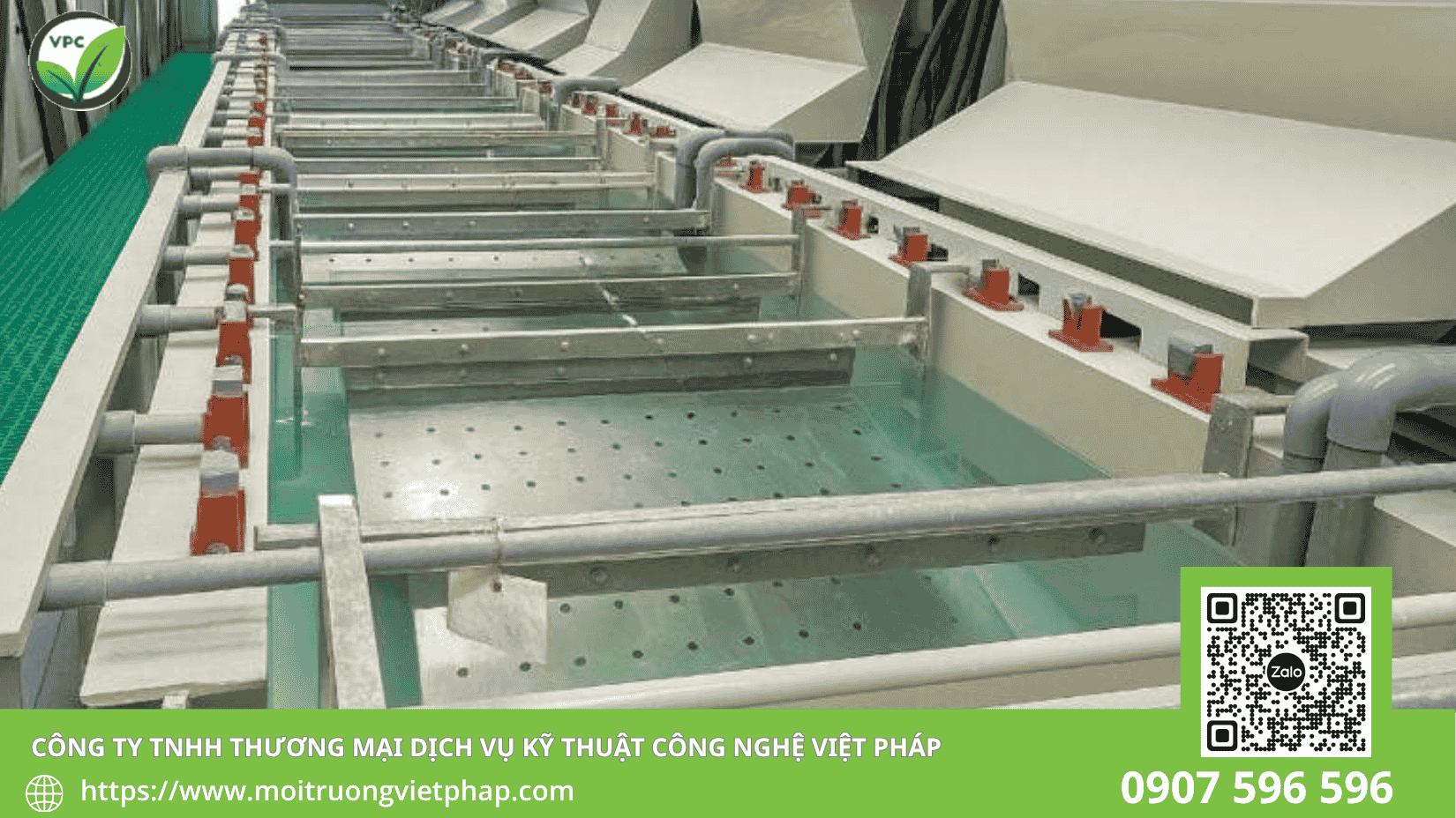 Chụp hút cạnh bể mạ crom kết hợp lưới tách sương trong hệ thống xử lý khí thải xi mạ